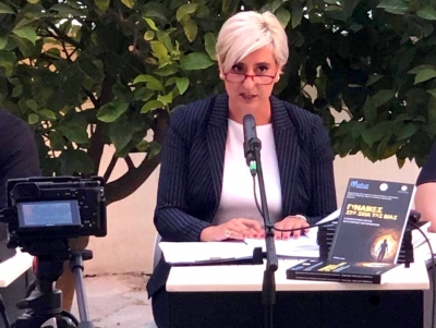 &Eta; &Sigma;ό&nu;&iota;&alpha; &Tau;ά&nu;&tau;&alpha;&rho;&omicron;&upsilon; &Kappa;&rho;ί&gamma;&gamma;&omicron;&upsilon; &mu;ί&lambda;&eta;&sigma;&epsilon; &gamma;&iota;&alpha; &tau;&eta; &beta;ί&alpha; &sigma;&tau;&iota;&sigmaf; &gamma;&upsilon;&nu;&alpha;ί&kappa;&epsilon;&sigmaf; &kappa;&alpha;&iota; &tau;&eta; &sigma;&chi;έ&sigma;&eta; &mu;&epsilon; &tau;&iota;&sigmaf; &theta;&rho;&eta;&sigma;&kappa;&epsilon;ί&epsilon;&sigmaf; (&epsilon;&iota;&kappa;ό&nu;&epsilon;&sigmaf;)