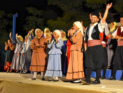 &Sigma;&epsilon; &phi;&epsilon;&sigma;&tau;&iota;&beta;ά&lambda; &sigma;&tau;&eta;&nu; &Alpha;&nu;&tau;ί&pi;&alpha;&rho;&omicron; &eta; &chi;&omicron;&rho;&epsilon;&upsilon;&tau;&iota;&kappa;ή &omicron;&mu;ά&delta;&alpha; &Epsilon;&rho;&mu;&iota;ό&nu;&eta;&sigmaf;