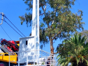 &Omicron; &iota;&sigma;&tau;&omicron;&rho;&iota;&kappa;ό&sigmaf; &phi;ά&rho;&omicron;&sigmaf; &Epsilon;&rho;&mu;&iota;ό&nu;&eta;&sigmaf;... &beta;&rho;ή&kappa;&epsilon; &nu;έ&alpha; &theta;έ&sigma;&eta; &gamma;&iota;&alpha; &nu;&alpha; &sigma;&tau;&omicron;&lambda;ί&zeta;&epsilon;&iota; &tau;&eta;&nu; &pi;&epsilon;&rho;&iota;&omicron;&chi;ή (&epsilon;&iota;&kappa;ό&nu;&epsilon;&sigmaf;)