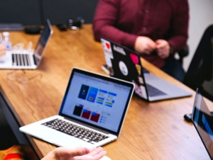 &Eta; &mu;&epsilon;&gamma;ά&lambda;&eta; &laquo;&pi;&lambda;&eta;&gamma;ή&raquo; &pi;&omicron;&upsilon; &lambda;έ&gamma;&epsilon;&tau;&alpha;&iota; &laquo;&rho;&omicron;&upsilon;&sigma;&phi;έ&tau;&iota;&raquo; &ndash; Ά&lambda;&lambda;&omicron; &omicron; έ&lambda;&epsilon;&gamma;&chi;&omicron;&sigmaf; &gamma;&iota;&alpha; &alpha;&pi;ά&tau;&epsilon;&sigmaf; &kappa;&alpha;&iota; ά&lambda;&lambda;&omicron; &omicron;&iota;&hellip; &pi;&alpha;&theta;&omicron;&gamma;έ&nu;&epsilon;&iota;&epsilon;&sigmaf; (&beta;ί&nu;&tau;&epsilon;&omicron;, &epsilon;&iota;&kappa;ό&nu;&epsilon;&sigmaf;)