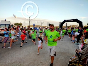 &Mu;&alpha;&gamma;&iota;&kappa;έ&sigmaf; &sigma;&tau;&iota;&gamma;&mu;έ&sigmaf; &sigma;&tau;&omicron; &laquo;Porto Heli Night Run&raquo; (&beta;ί&nu;&tau;&epsilon;&omicron;, &epsilon;&iota;&kappa;ό&nu;&epsilon;&sigmaf;)