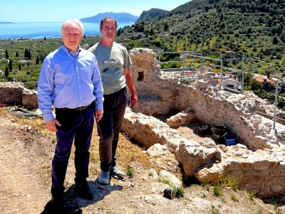 &Nu;έ&alpha; &Epsilon;&pi;ί&delta;&alpha;&upsilon;&rho;&omicron;&sigmaf;: &Pi;&rho;&omicron;&chi;&omega;&rho;&omicron;ύ&nu; &tau;&alpha; έ&rho;&gamma;&alpha; &sigma;&tau;&omicron; &kappa;ά&sigma;&tau;&rho;&omicron; &Pi;&iota;ά&delta;&alpha;&sigmaf; (&epsilon;&iota;&kappa;ό&nu;&epsilon;&sigmaf;)