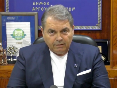 &Theta;&epsilon;&tau;&iota;&kappa;ό&sigmaf; &sigma;&tau;&omicron;&nu; &kappa;&omicron;&rho;o&nu;&omicron;ϊό &omicron; &Delta;&eta;&mu;ή&tau;&rho;&eta;&sigmaf; &Kappa;&alpha;&mu;&pi;ό&sigma;&omicron;&sigmaf; &ndash; &Tau;&omicron; &mu;ή&nu;&upsilon;&mu;ά &tau;&omicron;&upsilon;
