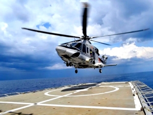 &Pi;ύ&lambda;&omicron;&sigmaf;: &Epsilon;&iota;&sigma;&rho;&omicron;ή &upsilon;&delta;ά&tau;&omega;&nu; &sigma;&epsilon; &phi;&omicron;&rho;&tau;&eta;&gamma;ό &pi;&lambda;&omicron;ί&omicron; &ndash; &Pi;&epsilon;&rho;&iota;&sigma;&upsilon;&nu;&epsilon;&lambda;έ&gamma;&eta; &tau;&omicron; &pi;&lambda;ή&rho;&omega;&mu;&alpha; &alpha;&pi;ό &epsilon;&lambda;&iota;&kappa;ό&pi;&tau;&epsilon;&rho;&omicron; &tau;&omicron;&upsilon; &Pi;&Nu;