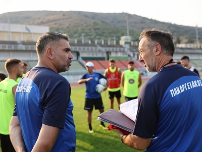 &Pi;&alpha;&nu;&alpha;&rho;&gamma;&epsilon;&iota;&alpha;&kappa;ό&sigmaf;: &Epsilon;&pi;ί&sigma;&eta;&mu;&eta; &laquo;&pi;&rho;ώ&tau;&eta;&raquo; &tau;&eta; &Delta;&epsilon;&upsilon;&tau;έ&rho;&alpha; (01/08) &mu;&epsilon;&tau;ά &tau;&alpha; &epsilon;&rho;&gamma;&omicron;&mu;&epsilon;&tau;&rho;&iota;&kappa;ά (&epsilon;&iota;&kappa;ό&nu;&epsilon;&sigmaf;)