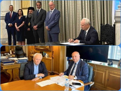 &Tau;&omicron; &pi;&alpha;&rho;&alpha;&sigma;&kappa;ή&nu;&iota;&omicron; &pi;ί&sigma;&omega; &alpha;&pi;&rsquo; &tau;&eta;&nu; &epsilon;&pi;&iota;&lambda;&omicron;&gamma;ή &Alpha;&nu;&delta;&rho;&iota;&alpha;&nu;&omicron;ύ &sigma;&epsilon; &theta;έ&sigma;&eta; &epsilon;&xi;&omicron;&upsilon;&sigma;ί&alpha;&sigmaf; &ndash; &Tau;&alpha;&hellip; &pi;&omicron;&rho;&tau;&omicron;&kappa;ά&lambda;&iota;&alpha; &sigma;&tau;&eta;&nu; &Alpha;&rho;&gamma;&omicron;&lambda;ί&delta;&alpha; (&epsilon;&iota;&kappa;ό&nu;&epsilon;&sigmaf;)