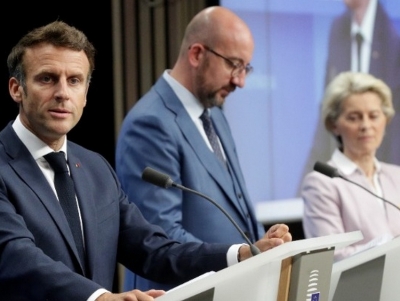 &Sigma;ύ&nu;&omicron;&delta;&omicron;&sigmaf; &Kappa;&omicron;&rho;&upsilon;&phi;ή&sigmaf;: &laquo;&Nu;&alpha;&iota;&raquo; &sigma;&tau;&eta;&nu; έ&nu;&tau;&alpha;&xi;&eta; &Omicron;&upsilon;&kappa;&rho;&alpha;&nu;ί&alpha;&sigmaf; &kappa;&alpha;&iota; &Mu;&omicron;&lambda;&delta;&alpha;&beta;ί&alpha;&sigmaf; &sigma;&tau;&eta;&nu; &Epsilon;&Epsilon; &epsilon;ί&pi;&alpha;&nu; &omicron;&iota; &laquo;27&raquo;