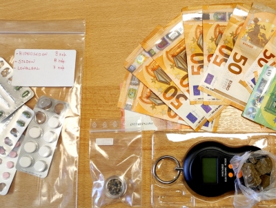 &Nu;&alpha;ύ&pi;&lambda;&iota;&omicron;: &Sigma;ύ&lambda;&lambda;&eta;&psi;&eta; 51&chi;&rho;&omicron;&nu;&omicron;&upsilon; &alpha;&pi;ό &tau;&omicron; &Lambda;&iota;&mu;&epsilon;&nu;&alpha;&rho;&chi;&epsilon;ί&omicron; &gamma;&iota;&alpha; &nu;&alpha;&rho;&kappa;&omega;&tau;&iota;&kappa;ά - &Beta;&rho;έ&theta;&eta;&kappa;&epsilon; &mu;&epsilon; &pi;&omicron;&sigma;ό&tau;&eta;&tau;&alpha; &eta;&rho;&omega;ί&nu;&eta;&sigmaf; (&epsilon;&iota;&kappa;ό&nu;&epsilon;&sigmaf;)