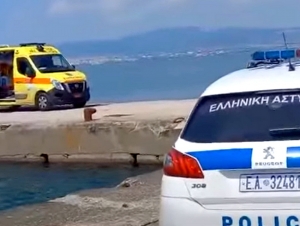 Θεσσαλονίκη: Μητέρα και γιος τα δύο θύματα που βρέθηκαν δεμένα στο αυτοκίνητο που έπεσε στη θάλασσα (βίντεο)