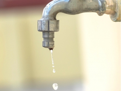 &Eta; &sigma;&iota;&omega;&pi;&eta;&lambda;ή &kappa;&rho;ί&sigma;&eta; &tau;&omicron;&upsilon; &nu;&epsilon;&rho;&omicron;ύ: Ώ&rho;&alpha; &gamma;&iota;&alpha; &epsilon;&upsilon;&theta;ύ&nu;&eta;, ό&chi;&iota; &gamma;&iota;&alpha; &epsilon;&upsilon;&chi;έ&sigmaf;