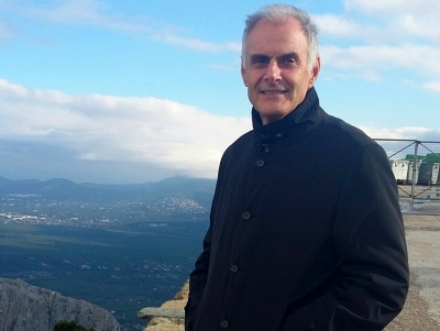 &Gamma;&kappa;&iota;ό&lambda;&alpha;&sigmaf; &gamma;&iota;&alpha; &sigma;&kappa;ά&nu;&delta;&alpha;&lambda;&omicron; &upsilon;&pi;&omicron;&kappa;&lambda;&omicron;&pi;ώ&nu;: &laquo;&Pi;&rho;&omega;&theta;&upsilon;&pi;&omicron;&upsilon;&rho;&gamma;ό&sigmaf;&hellip; &alpha;&kappa;&omicron;ύ&epsilon;&iota;;&raquo;