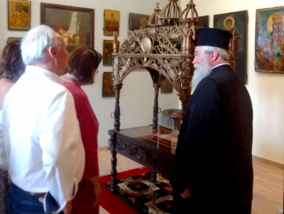 &Mu;&epsilon;&nu;&delta;ώ&nu;&eta; &sigma;&tau;&omicron; &Nu;&alpha;ύ&pi;&lambda;&iota;&omicron;: &Pi;ή&gamma;&epsilon; &sigma;&tau;&alpha; &gamma;&rho;&alpha;&phi;&epsilon;ί&alpha; &tau;&eta;&sigmaf; &Nu;&Delta;, &epsilon;&pi;&iota;&sigma;&kappa;έ&phi;&tau;&eta;&kappa;&epsilon; &kappa;&alpha;&iota; &tau;&omicron;&nu; &Iota;&epsilon;&rho;ό &Nu;&alpha;ό &tau;&eta;&sigmaf; &Epsilon;&upsilon;&alpha;&gamma;&gamma;&epsilon;&lambda;ί&sigma;&tau;&rho;&iota;&alpha;&sigmaf; (&beta;ί&nu;&tau;&epsilon;&omicron;, &epsilon;&iota;&kappa;ό&nu;&epsilon;&sigmaf;)