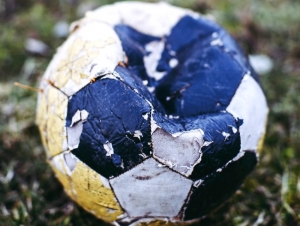 &laquo;&Epsilon;ί&sigma;&tau;&epsilon; &epsilon;&pi;&iota;&kappa;ί&nu;&delta;&upsilon;&nu;&omicron;&iota; &gamma;&iota;&alpha; &tau;&alpha; &pi;&alpha;&iota;&delta;&iota;ά &sigma;&alpha;&sigmaf; &pi;&rho;&omega;&tau;ί&sigma;&tau;&omega;&sigmaf;&raquo; (&beta;ί&nu;&tau;&epsilon;&omicron;)