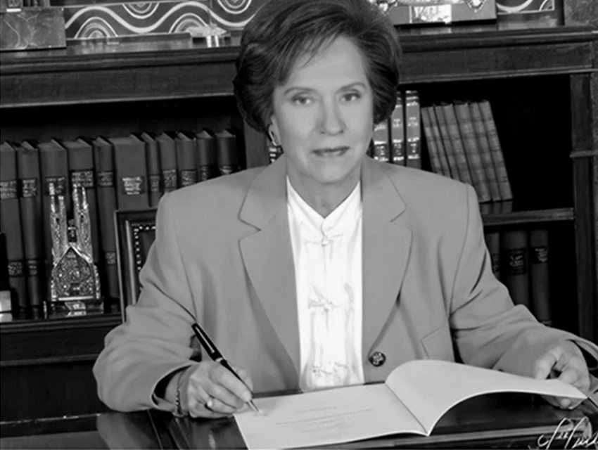 Άννα Ψαρούδα-Μπενάκη: Έσπασε «άβατα» με την καρδιά της να χτυπάει πάντα στην Ερμιόνη (εικόνες)