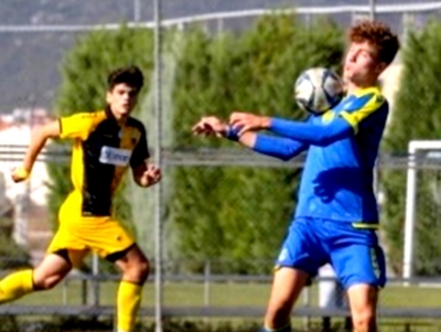 &laquo;&Epsilon;&pi;έ&nu;&delta;&upsilon;&sigma;&eta;&raquo; &mu;&epsilon; &Delta;&alpha;&rho;&delta;ά&nu;&eta; &omicron; &Phi;&omicron;ί&nu;&iota;&kappa;&alpha;&sigmaf; &Nu;έ&alpha;&sigmaf; &Epsilon;&pi;&iota;&delta;&alpha;ύ&rho;&omicron;&upsilon;