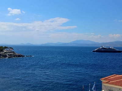 Ύ&delta;&rho;&alpha;: &Epsilon;&nu;&tau;&omicron;&pi;ί&sigma;&tau;&eta;&kappa;&epsilon; &nu;&epsilon;&kappa;&rho;ό&sigmaf; 51&chi;&rho;&omicron;&nu;&omicron;&sigmaf; ά&nu;&delta;&rho;&alpha;&sigmaf; &sigma;&tau;&omicron; &lambda;&iota;&mu;ά&nu;&iota;