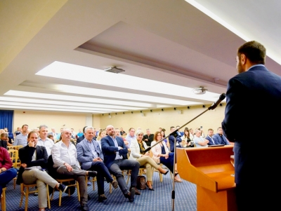 &Tau;&iota; &epsilon;ί&pi;&epsilon; &omicron; &Mu;&alpha;&rho;&iota;&nu;ά&kappa;&eta;&sigmaf; &gamma;&iota;&alpha; &tau;&eta; &sigma;&tau;ή&rho;&iota;&xi;&eta; &tau;&eta;&sigmaf; &Nu;&Delta; &sigma;&tau;&iota;&sigmaf; &alpha;&upsilon;&tau;&omicron;&delta;&iota;&omicron;&iota;&kappa;&eta;&tau;&iota;&kappa;έ&sigmaf; &epsilon;&kappa;&lambda;&omicron;&gamma;έ&sigmaf;