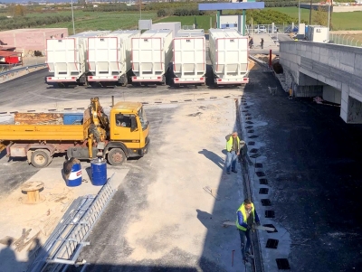 &Rho;&omicron;&mu;ά &epsilon;&mu;&pi;&omicron;&delta;ί&zeta;&omicron;&upsilon;&nu; &tau;&eta; &mu;&epsilon;&tau;&alpha;&phi;&omicron;&rho;ά &alpha;&pi;&omicron;&rho;&rho;&iota;&mu;&mu;ά&tau;&omega;&nu; &sigma;&tau;&omicron; &Sigma;&Mu; &Alpha;&rho;&gamma;&omicron;&lambda;ί&delta;&alpha;&sigmaf; &ndash; &Omicron; &delta;&iota;ά&lambda;&omicron;&gamma;&omicron;&sigmaf; &mu;&epsilon; &tau;&eta;&nu; &Pi;&omicron;&lambda;&iota;&tau;&epsilon;ί&alpha; &kappa;&alpha;&iota; &eta; &epsilon;ύ&rho;&epsilon;&sigma;&eta; &lambda;ύ&sigma;&eta;&sigmaf;