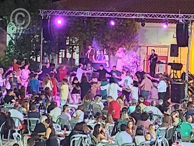 &Epsilon;&rho;&mu;&iota;&omicron;&nu;ί&delta;&alpha;: &Tau;&omicron; &tau;&rho;&epsilon;&lambda;ό &gamma;&lambda;έ&nu;&tau;&iota; &sigma;&tau;&omicron;&upsilon;&sigmaf; &Phi;&omicron;ύ&rho;&nu;&omicron;&upsilon;&sigmaf; &kappa;&alpha;&iota; &tau;&omicron; &mu;&pi;&lambda;ά&kappa; ά&omicron;&upsilon;&tau; (&beta;ί&nu;&tau;&epsilon;&omicron;, &epsilon;&iota;&kappa;ό&nu;&epsilon;&sigmaf;)