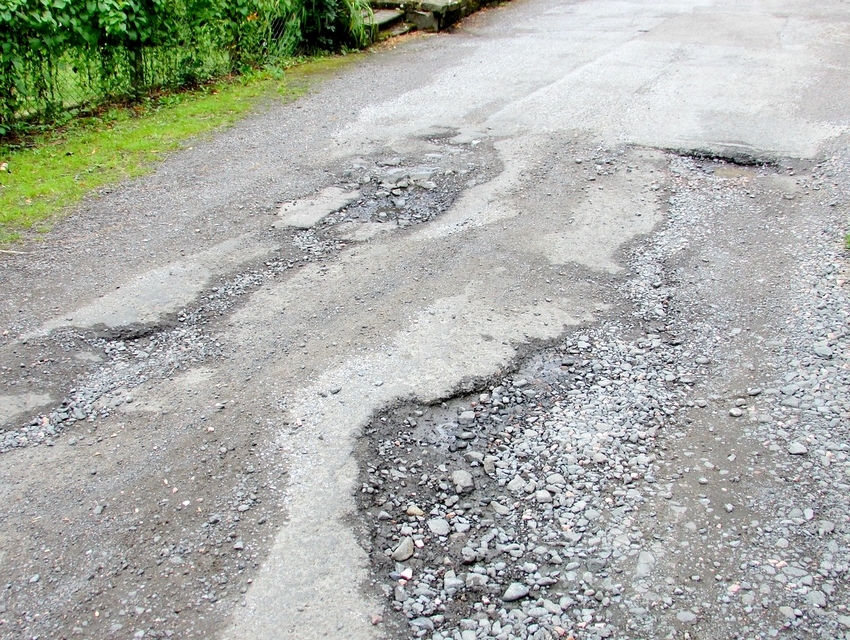 «Καίει» η κατάσταση του οδικού δικτύου και κάποιοι «τρέχουν» – Πώς θα διασφαλιστεί ότι θα έχουμε αποτελέσματα;