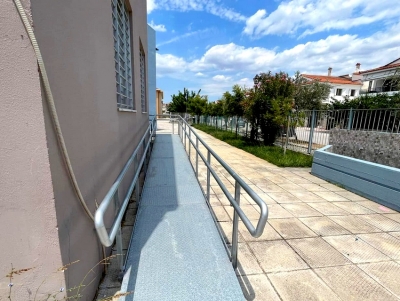 &Alpha;&pi;έ&kappa;&tau;&eta;&sigma;&alpha;&nu; &rho;ά&mu;&pi;&epsilon;&sigmaf; &gamma;&iota;&alpha; &Alpha;&mu;&epsilon;&Alpha; &sigma;&chi;&omicron;&lambda;&iota;&kappa;έ&sigmaf; &mu;&omicron;&nu;ά&delta;&epsilon;&sigmaf; &tau;&omicron;&upsilon; &Nu;&alpha;&upsilon;&pi;&lambda;ί&omicron;&upsilon; &pi;&omicron;&upsilon; &delta;&epsilon;&nu; &epsilon;ί&chi;&alpha;&nu; &alpha;&upsilon;&tau;έ&sigmaf; &tau;&iota;&sigmaf; &upsilon;&pi;&omicron;&delta;&omicron;&mu;έ&sigmaf; (&beta;ί&nu;&tau;&epsilon;&omicron;, &epsilon;&iota;&kappa;ό&nu;&epsilon;&sigmaf;)