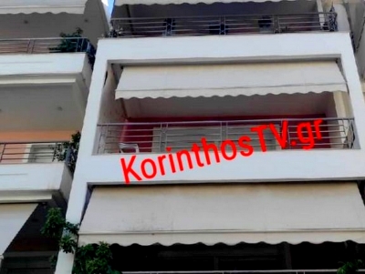 &Kappa;ό&rho;&iota;&nu;&theta;&omicron;&sigmaf;: &Gamma;&upsilon;&nu;&alpha;ί&kappa;&alpha; &beta;&rho;έ&theta;&eta;&kappa;&epsilon; &nu;&epsilon;&kappa;&rho;ή &mu;έ&sigma;&alpha; &sigma;&tau;&omicron; &sigma;&pi;ί&tau;&iota; &tau;&eta;&sigmaf;
