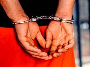 Συλλήψεις σε Αρκαδία και Κορινθία για ναρκωτικά και κλοπές