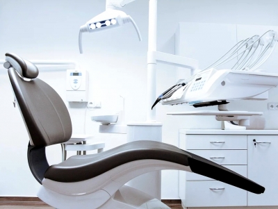 &Epsilon;&rho;ώ&tau;&eta;&sigma;&eta; &Gamma;&kappa;&iota;ό&lambda;&alpha;-&Xi;&alpha;&nu;&theta;&omicron;ύ: &Kappa;&upsilon;&beta;&epsilon;&rho;&nu;&eta;&tau;&iota;&kappa;ή &alpha;&delta;&iota;&alpha;&phi;&omicron;&rho;ί&alpha; &gamma;&iota;&alpha; &tau;&iota;&sigmaf; &alpha;&kappa;ά&lambda;&upsilon;&pi;&tau;&epsilon;&sigmaf; &alpha;&nu;ά&gamma;&kappa;&epsilon;&sigmaf; &kappa;&alpha;&iota; &tau;&iota;&sigmaf; &alpha;&nu;&iota;&sigma;ό&tau;&eta;&tau;&epsilon;&sigmaf; &sigma;&tau;&eta;&nu; &omicron;&delta;&omicron;&nu;&tau;&iota;&alpha;&tau;&rho;&iota;&kappa;ή &phi;&rho;&omicron;&nu;&tau;ί&delta;&alpha;