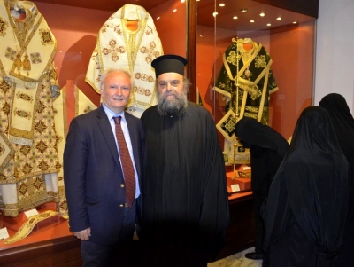 &Alpha;&nu;&delta;&rho;&iota;&alpha;&nu;ό&sigmaf;: &laquo;&Pi;&omicron;&lambda;&upsilon;&epsilon;&pi;ί&pi;&epsilon;&delta;&omicron; έ&rho;&gamma;&omicron; &alpha;&pi;ό &tau;&eta;&nu; &Iota;&epsilon;&rho;ά &Mu;&omicron;&nu;ή &Kappa;&alpha;&lambda;&alpha;&mu;ί&omicron;&upsilon; &kappa;&alpha;&iota; &tau;&eta;&nu; &Epsilon;&kappa;&kappa;&lambda;&eta;&sigma;ί&alpha;&raquo; (&epsilon;&iota;&kappa;ό&nu;&epsilon;&sigmaf;)