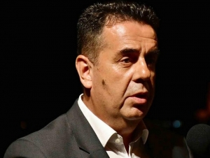 Κωστούρος κατά πάντων για Αναγνωσταρά: Δεσμεύομαι να παραμείνω διαφορετικός από αυτούς με την ευλύγιστη πολιτική ηθική