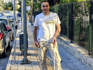 &laquo;&Tau;&omicron; &lambda;&epsilon;&upsilon;&kappa;ό &mu;&pi;&alpha;&sigma;&tau;&omicron;ύ&nu;&iota; &delta;&epsilon;&nu; &sigma;&eta;&mu;&alpha;ί&nu;&epsilon;&iota; &delta;&epsilon;&nu; &beta;&lambda;έ&pi;&omega;, &sigma;&eta;&mu;&alpha;ί&nu;&epsilon;&iota; &mu;&pi;&omicron;&rho;ώ &nu;&alpha; &pi;&rho;&omicron;&chi;&omega;&rho;ή&sigma;&omega; &mu;&pi;&rho;&omicron;&sigma;&tau;ά&raquo;