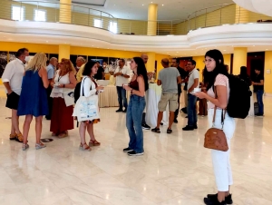 &Pi;ό&rho;&tau;&omicron; &Chi;έ&lambda;&iota;: &Tau;&eta;&nu; &Kappa;&upsilon;&rho;&iota;&alpha;&kappa;ή (18/09) &eta; &kappa;ύ&rho;&iota;&alpha; &epsilon;&kappa;&delta;ή&lambda;&omega;&sigma;&eta; &gamma;&iota;&alpha; &tau;&omicron; &upsilon;&gamma;&iota;έ&sigmaf; &theta;&alpha;&lambda;ά&sigma;&sigma;&iota;&omicron; &pi;&epsilon;&rho;&iota;&beta;ά&lambda;&lambda;&omicron;&nu; &kappa;&alpha;&iota; &tau;&eta;&nu; &alpha;&nu;ά&pi;&tau;&upsilon;&xi;&eta; (&epsilon;&iota;&kappa;ό&nu;&epsilon;&sigmaf;)