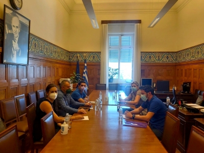 &Pi;&omicron;&upsilon;&lambda;ά&sigmaf;: Ά&mu;&epsilon;&sigma;&alpha; &lambda;ύ&sigma;&epsilon;&iota;&sigmaf; &sigma;&tau;&alpha; &pi;&rho;&omicron;&beta;&lambda;ή&mu;&alpha;&tau;&alpha; &pi;&omicron;&upsilon; &alpha;&nu;&tau;&iota;&mu;&epsilon;&tau;&omega;&pi;ί&zeta;&omicron;&upsilon;&nu; &omicron;&iota; &beta;&iota;&omicron;&kappa;&alpha;&lambda;&lambda;&iota;&epsilon;&rho;&gamma;&eta;&tau;έ&sigmaf;